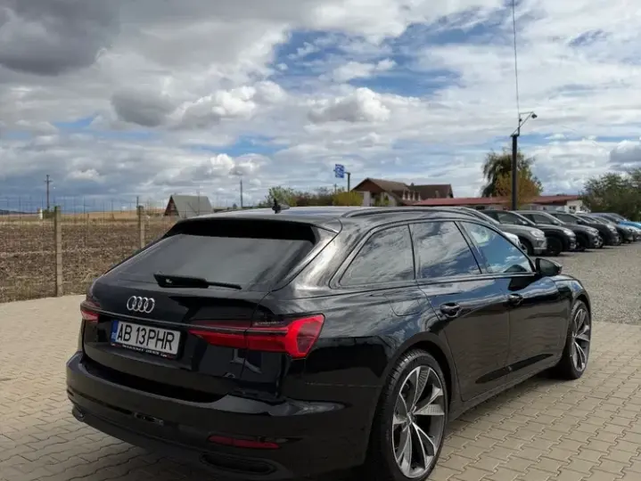 Audi A6 Avant C8