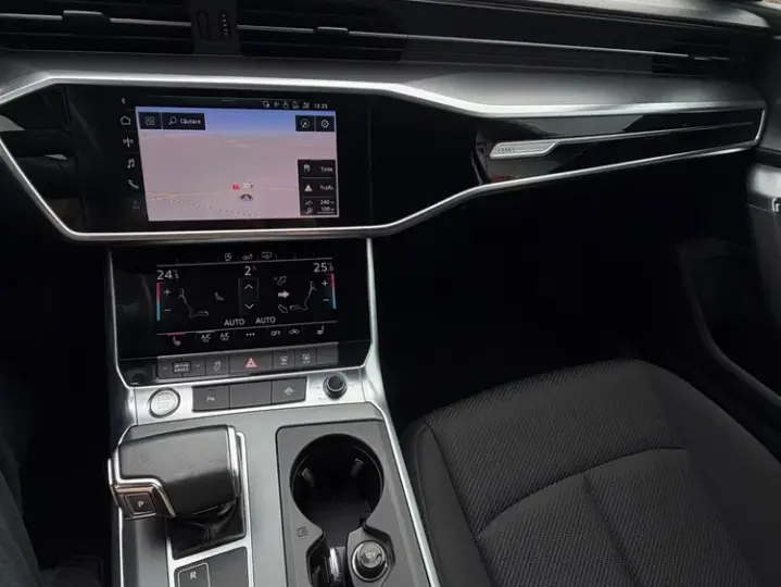 Audi A6 Avant C8