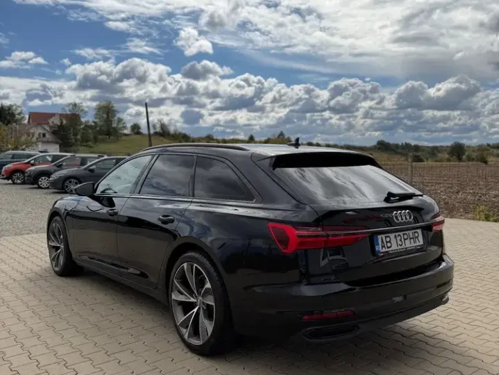 Audi A6 Avant C8