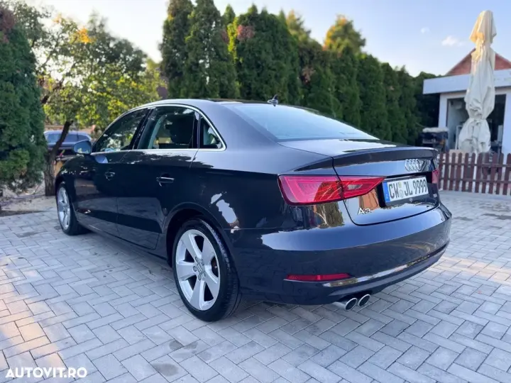 Audi A3 Limuzina 8V 2.0 TDI S line Sportpaket