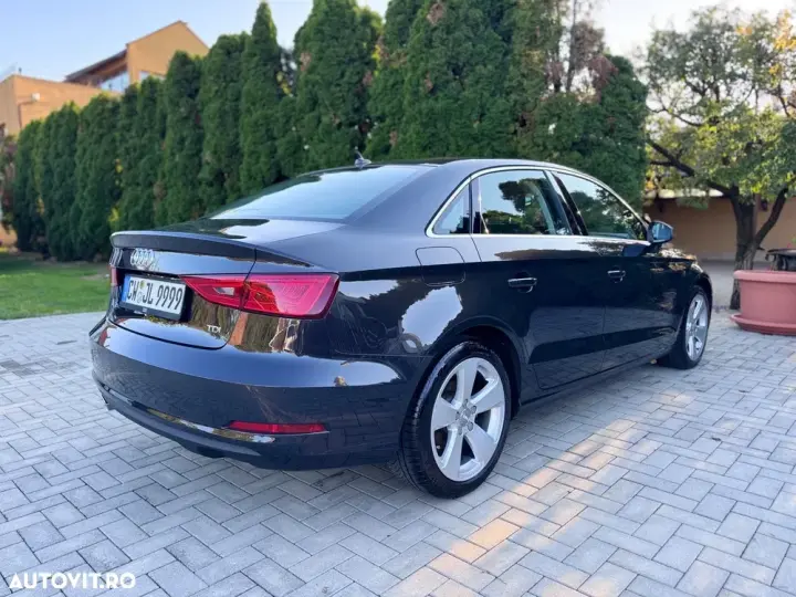 Audi A3 Limuzina 8V 2.0 TDI S line Sportpaket