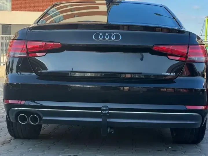 Audi A4 Limuzina B9 2.0 TDI S tronic