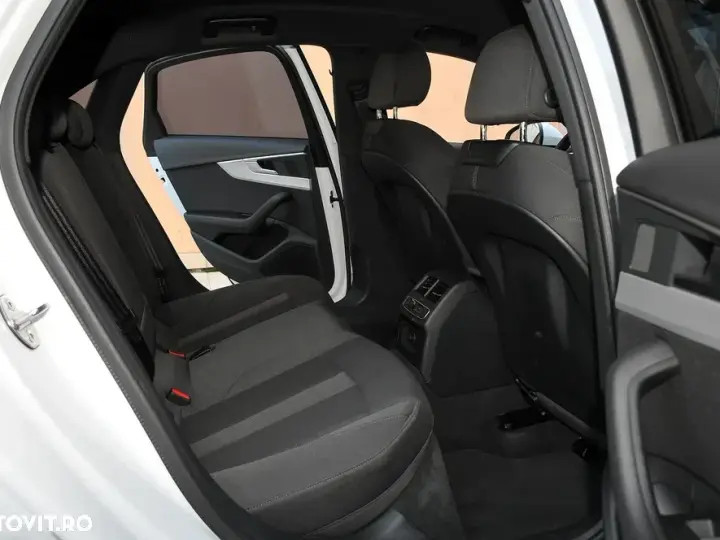 Audi A4 Limuzina B7 40 TFSI MHEV S tronic S Line