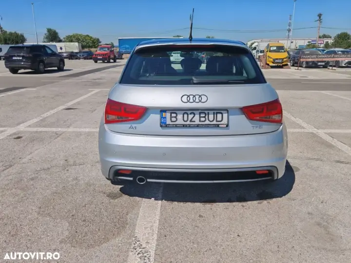 Audi A1 Sportback 8X 1.2 TFSI S line edition