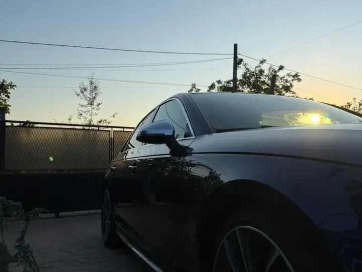 Audi S4 B9