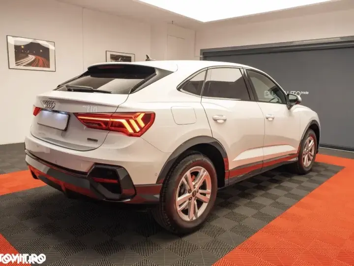 Audi Q3 Sportback F3