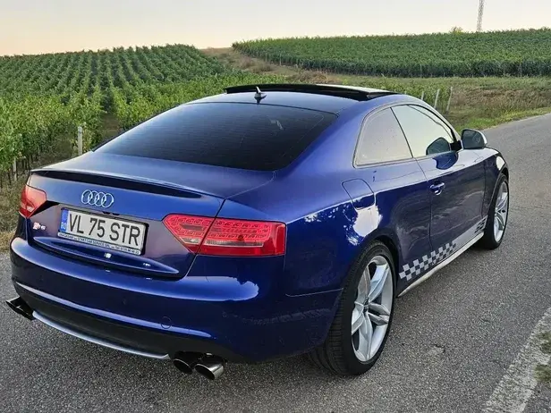 Audi S5