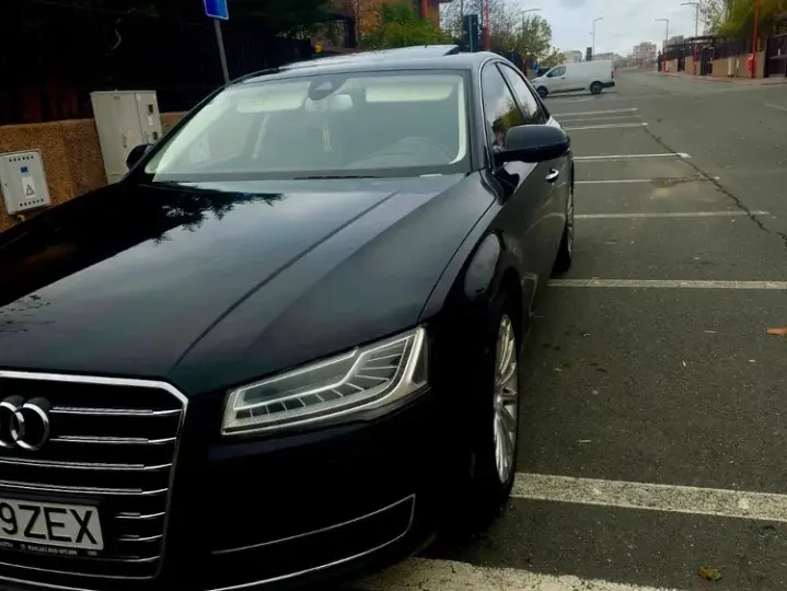 Audi A8 D4 L 3.0 TDI Quattro Tiptronic