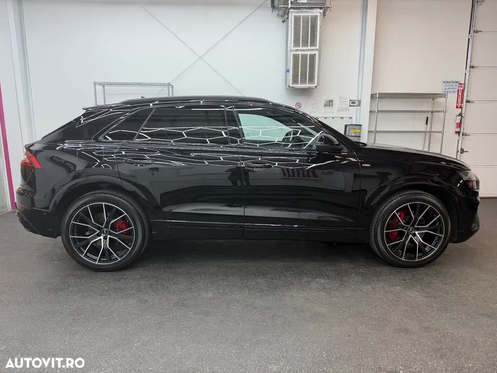 Audi Q8 55 TFSI quattro Tiptronic MHEV — imagine 4