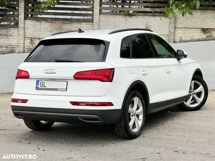 Audi Q5 FY 2.0 40 TDI quattro S tronic Design