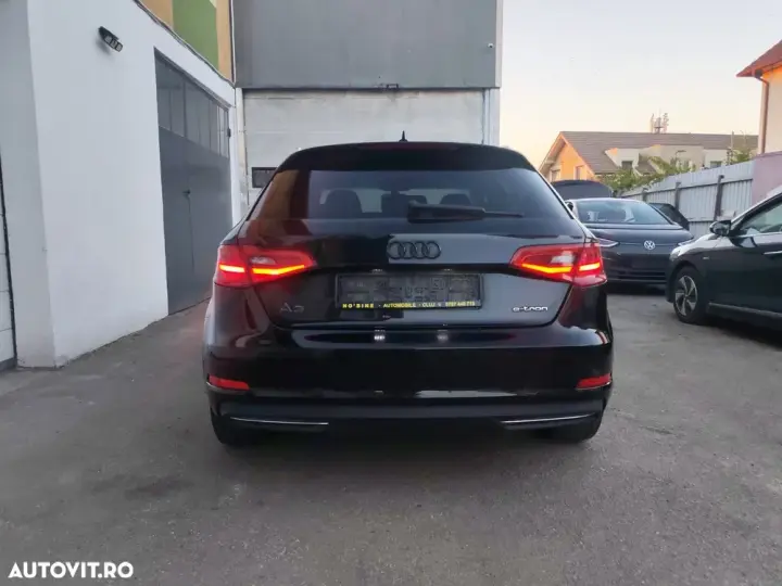 Audi A3 Sportback 8V 1.4 TFSI S line Sportpaket