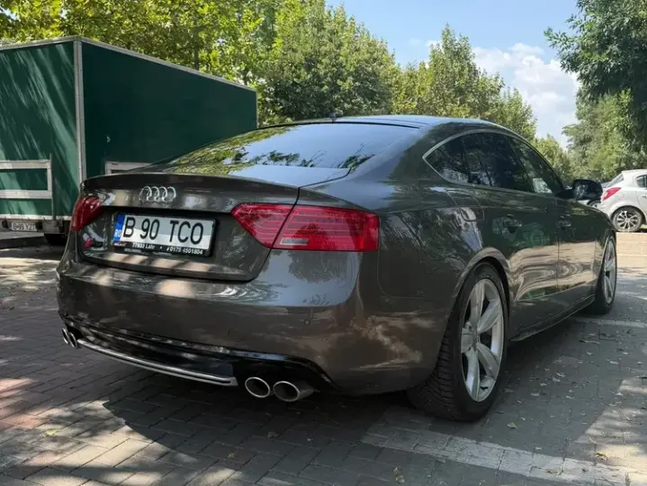 Audi A5 Sportback 8T 2.0 TDI quattro DPF