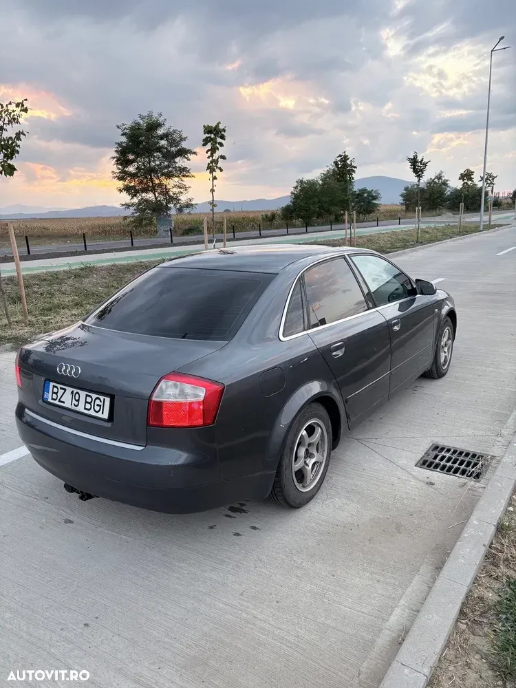 Audi A4 Limuzina B6 — imagine 6
