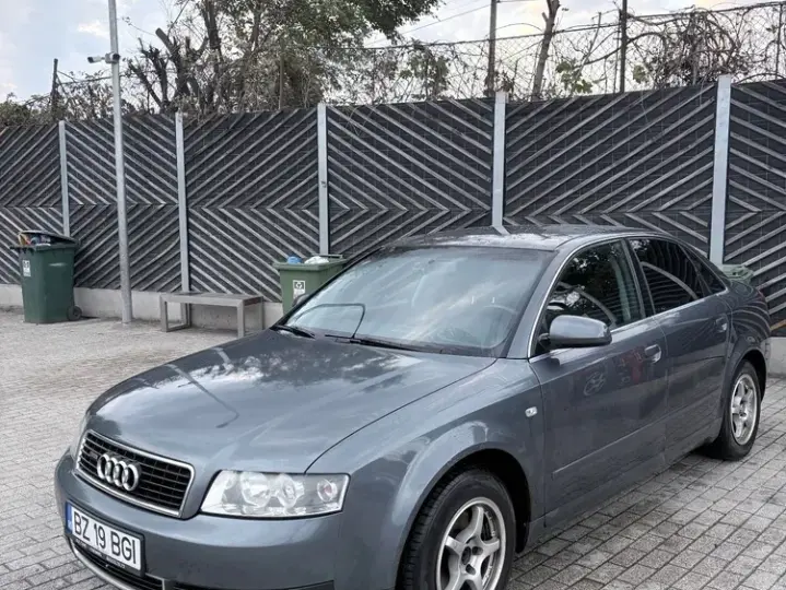 Audi A4 Limuzina B6