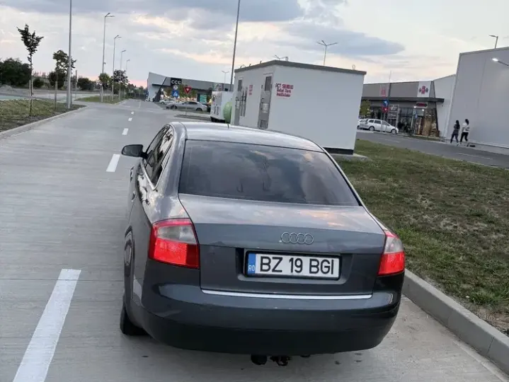 Audi A4 Limuzina B6
