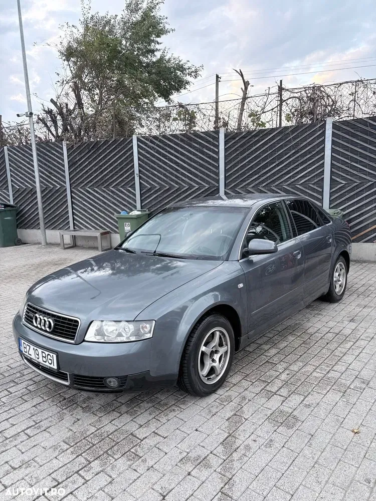 Audi A4 Limuzina B6 — imagine 2