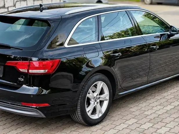 Audi A4 Limuzina B9 2.0 TDI ultra S tronic