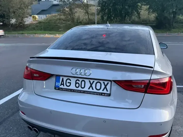 Audi A3 Limuzina 8V 2.0 TDI S tronic