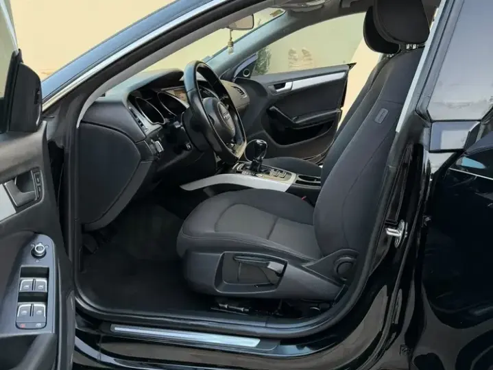 Audi A5 Limuzina
