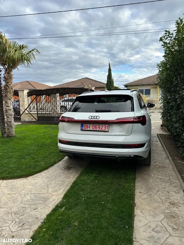 Audi e-tron 50 quattro S line — imagine 5