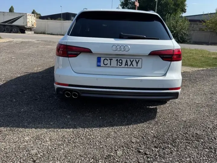 Audi A4 Avant B9