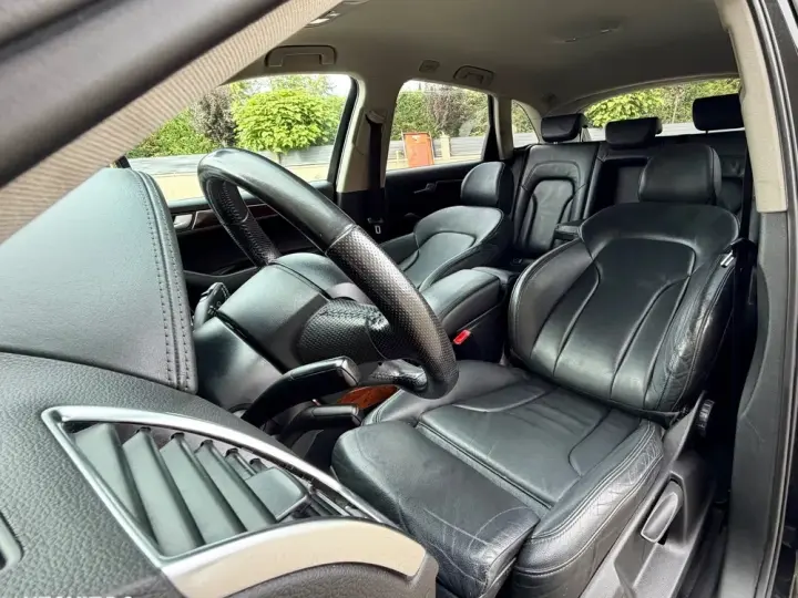 Audi Q5 8R 2.0 TDI Quattro