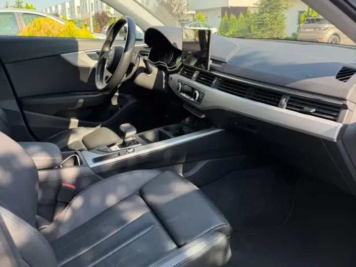 Audi A4 Avant B9 2.0 35 TDI S tronic MHEV Basic