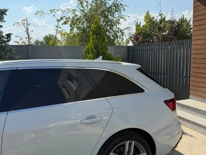 Audi A4 Avant B9 2.0 35 TDI S tronic MHEV Basic