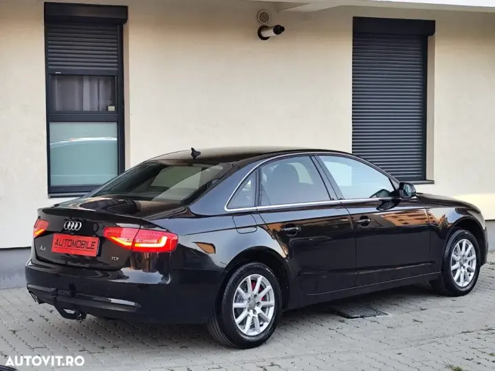 Audi A4 Limuzina