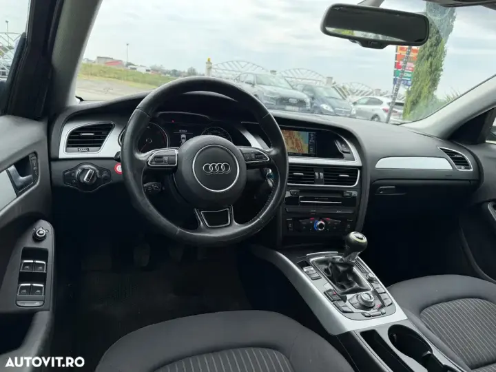 Audi A4 Limuzina B8 2.0 TDI DPF clean Ambition