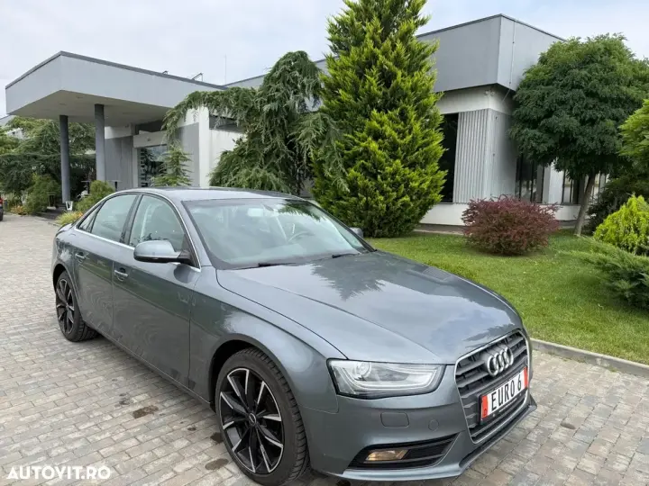 Audi A4 Limuzina B8 2.0 TDI DPF clean Ambition