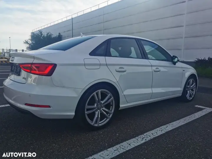 Audi A3 Limuzina 8V 1.4 TFSI S tronic Ambiente
