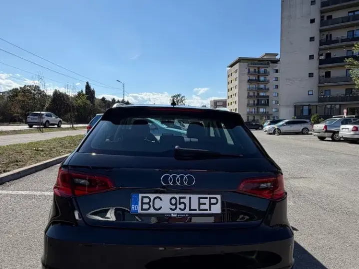 Audi A3 Sportback 8V 2.0 TDI S tronic sport