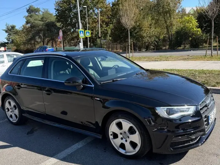 Audi A3 Sportback 8V 2.0 TDI S tronic sport