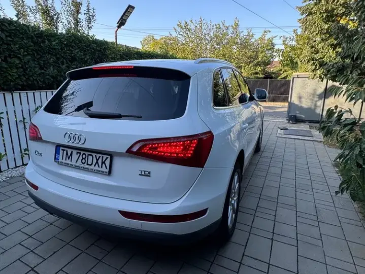 Audi Q5 8R 2.0 TDI Quattro