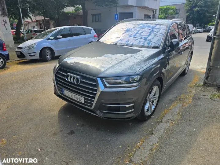 Audi Q7 4M