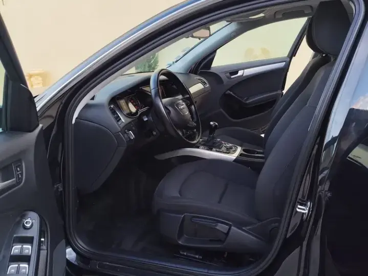 Audi A4 Limuzina