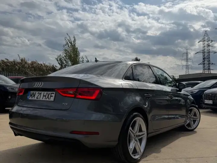 Audi A3 Limuzina 8V 1.6 TDI Attraction