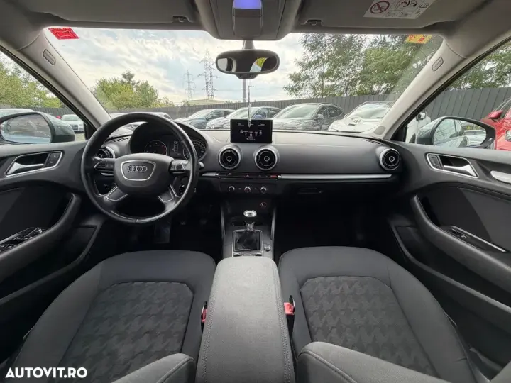 Audi A3 Limuzina 8V 1.6 TDI Attraction