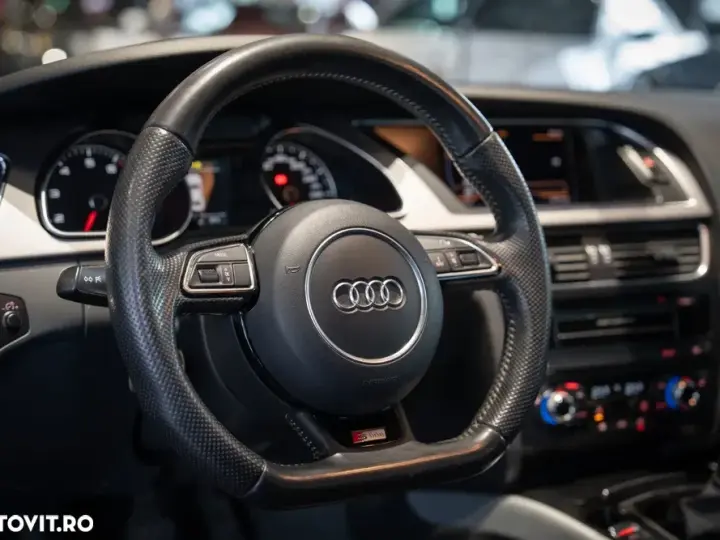 Audi A5 Coupé 8T 2.0 TFSI quattro