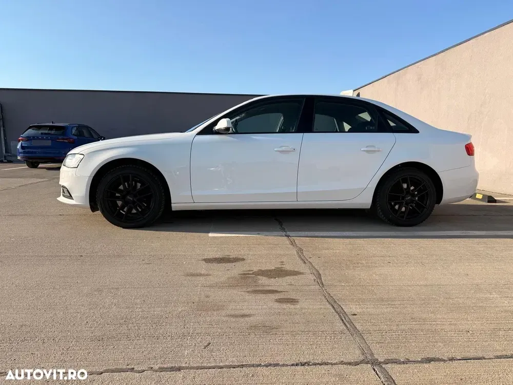 Audi A4 Limuzina B8 2.0 TDI DPF Attraction — imagine 5