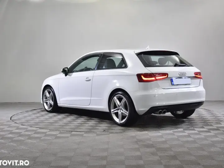 Audi A3 3-portiere 8V 2.0 TDI S tronic