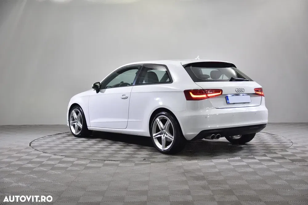 Audi A3 3-portiere 8V 2.0 TDI S tronic — imagine 6