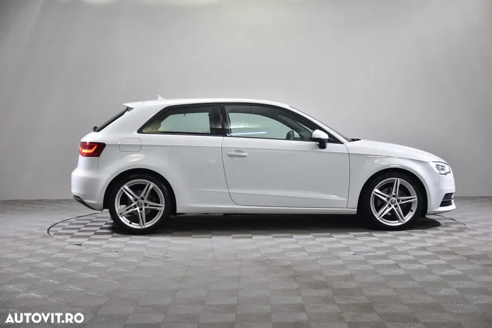 Audi A3 3-portiere 8V 2.0 TDI S tronic — imagine 3