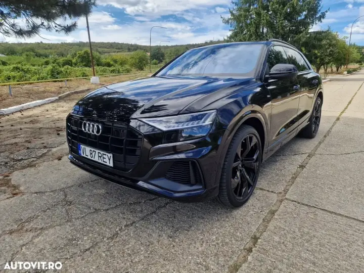 Audi Q8 SUV TDI quattro 210 kW tiptronic S line business