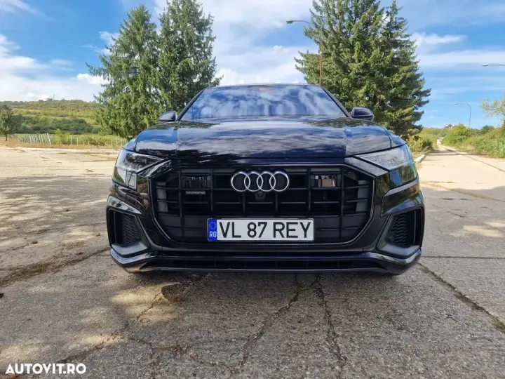Audi Q8 SUV TDI quattro 210 kW tiptronic S line business