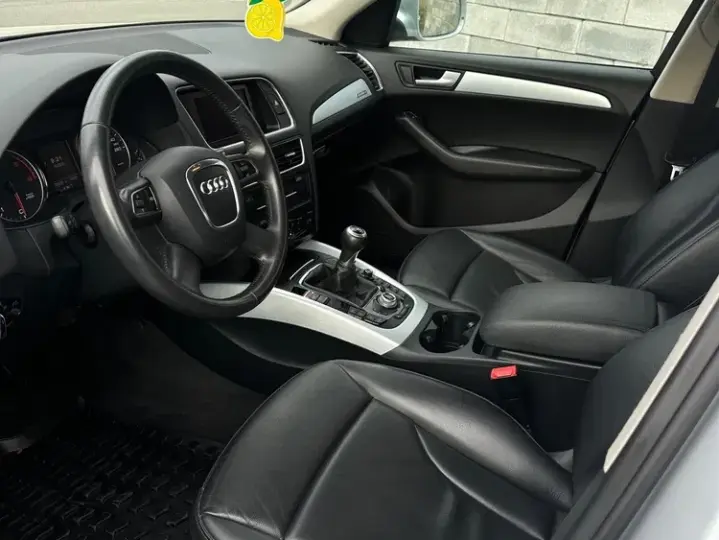 Audi Q5 8R 2.0 TDI Quattro