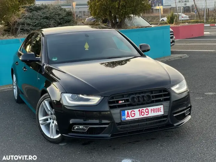 Audi A4 Limuzina B8 2.0 TDI DPF S line Sportpaket