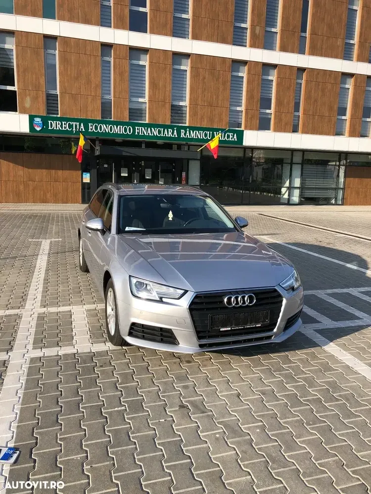 Audi A4 Avant B9 2.0 TDI S tronic — imagine 2