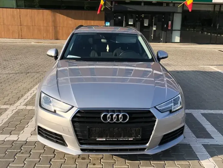 Audi A4 Avant B9 2.0 TDI S tronic